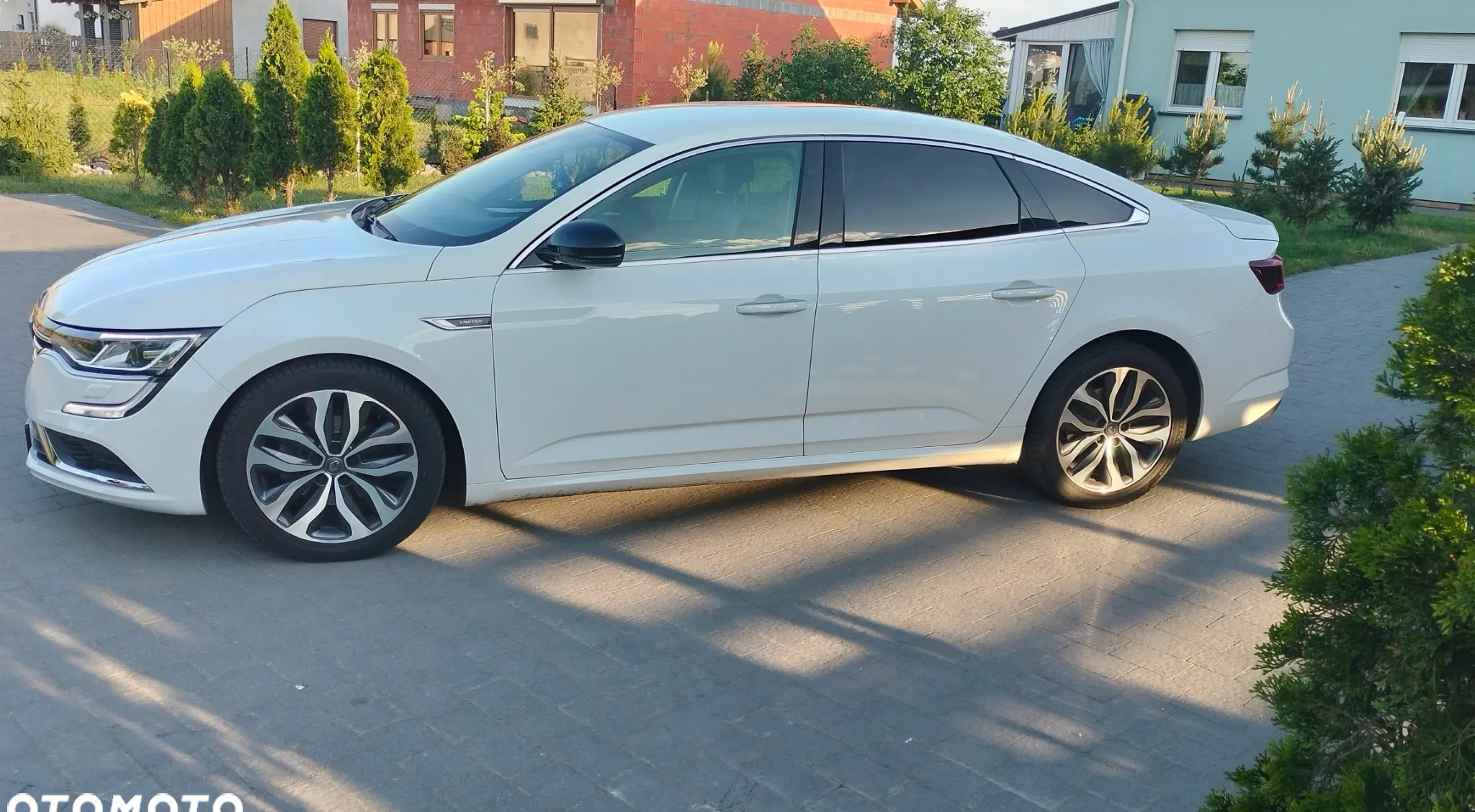 Renault Talisman cena 72900 przebieg: 102000, rok produkcji 2019 z Krobia małe 379